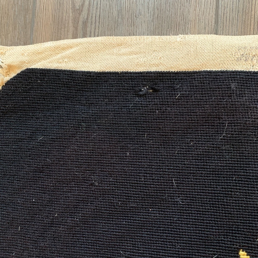 Embroidery - Picture 4 of 7